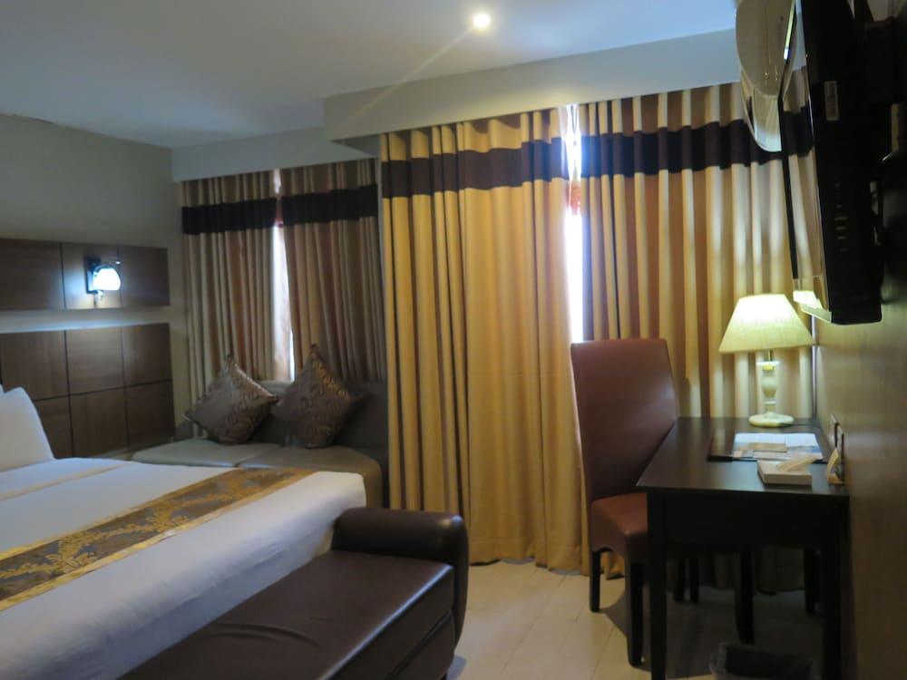 Pinnacle hotel y Suites Davao Exterior foto