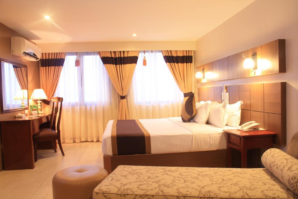Pinnacle hotel y Suites Davao Exterior foto